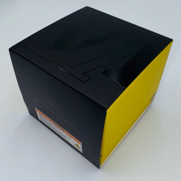 Invicta Pro Diver Shark Men’s Watch; 43mm; Black Dial, Green Bezel - Picture 6 of 6